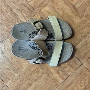 Leather Aetrex Sandals 8